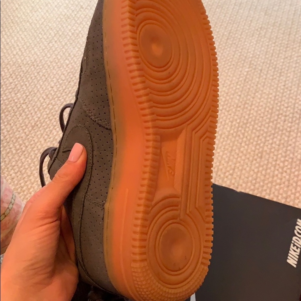 Nike Sneaker - image 4